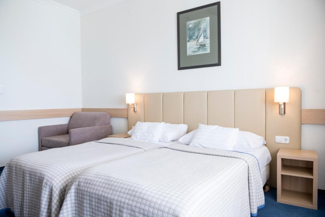 Hotel Marina Port Balatonkenese Dış mekan fotoğraf
