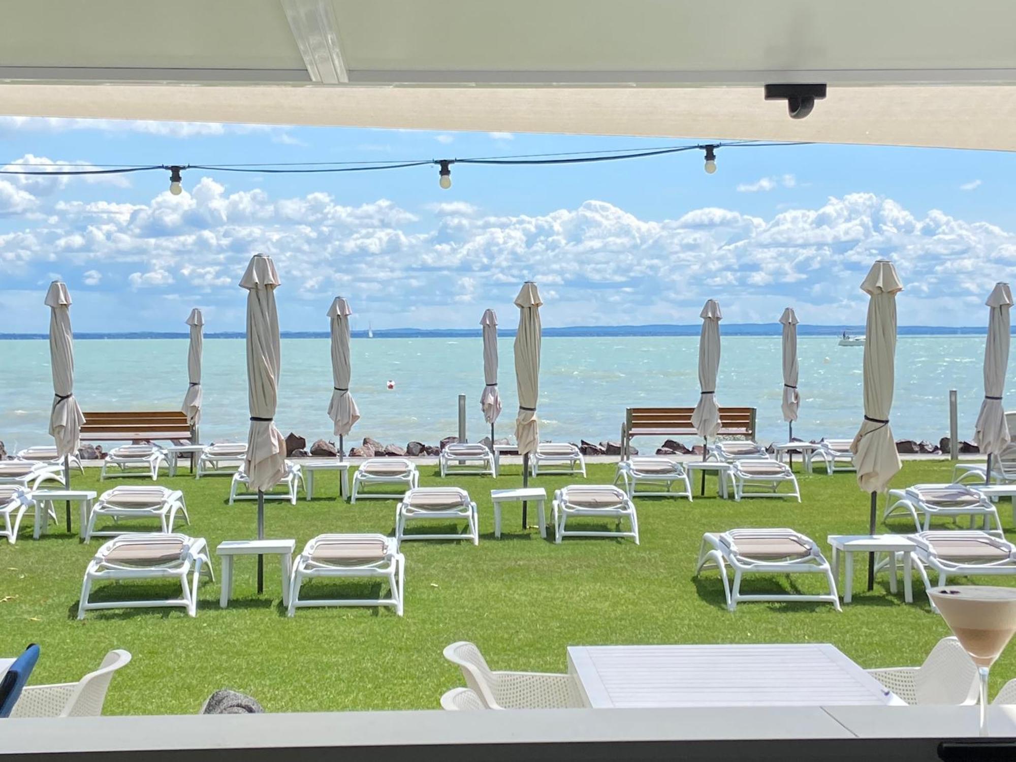 Hotel Marina Port Balatonkenese Dış mekan fotoğraf