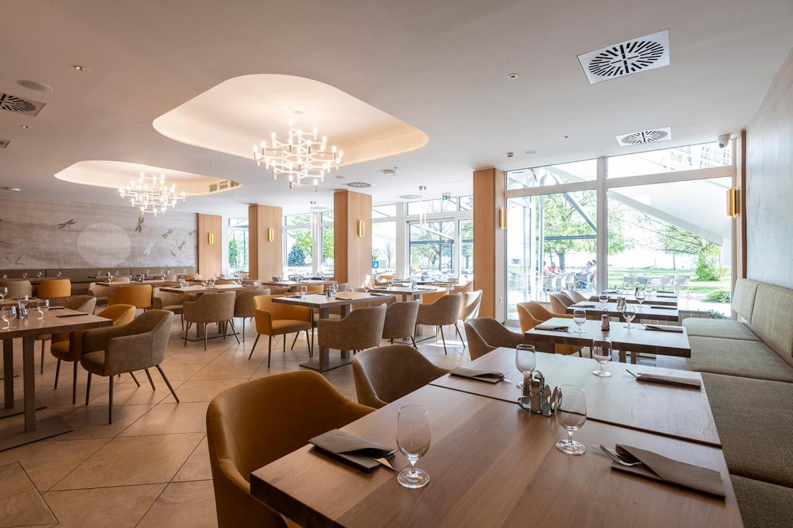 Hotel Marina Port Balatonkenese Dış mekan fotoğraf