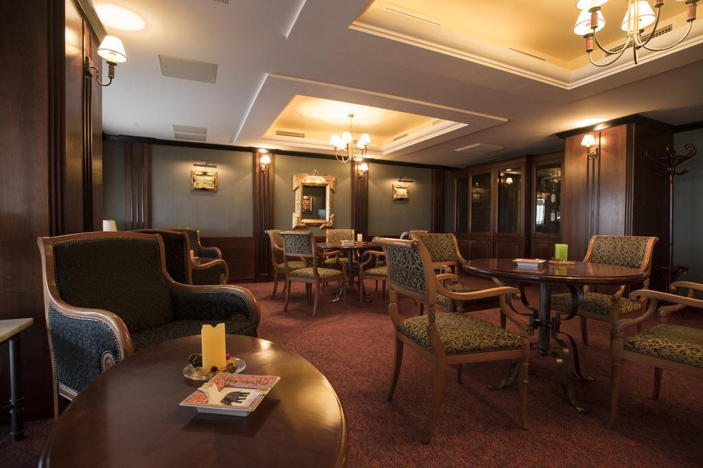 Hotel Marina Port Balatonkenese Dış mekan fotoğraf