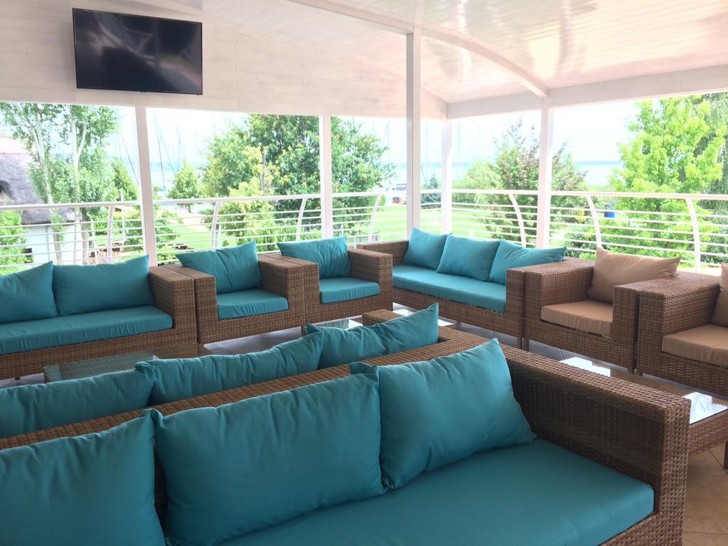 Hotel Marina Port Balatonkenese Dış mekan fotoğraf