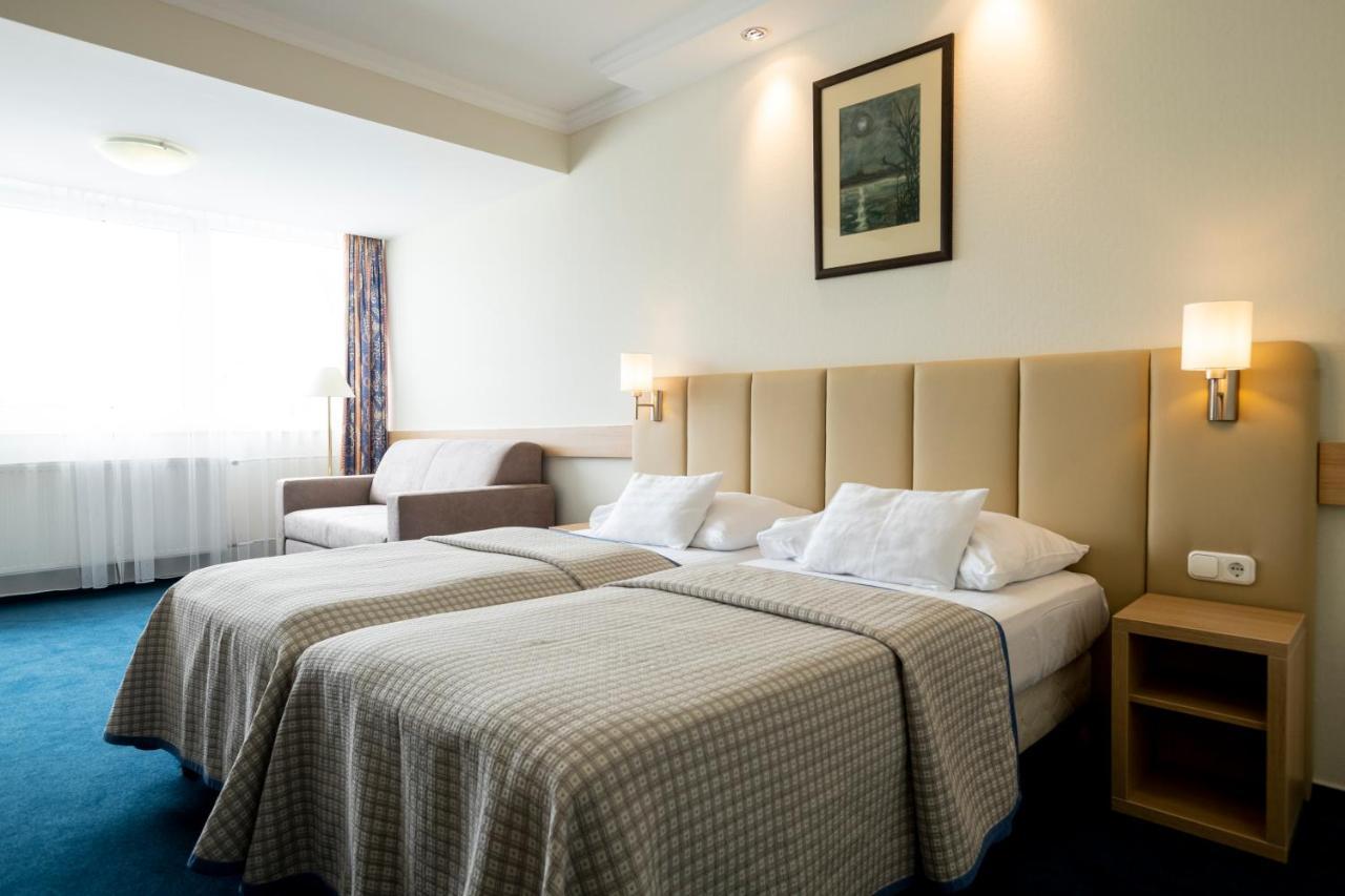 Hotel Marina Port Balatonkenese Dış mekan fotoğraf